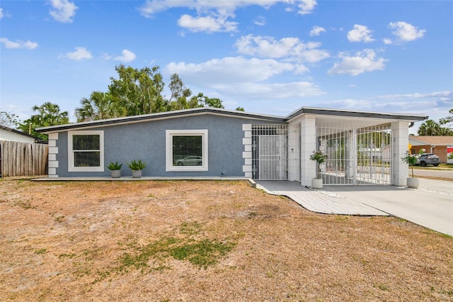 8006 Tanglewood Ln, Tampa, FL 33615 - photo 2