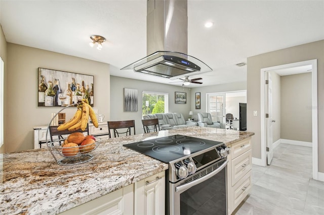 8006 Tanglewood Ln, Tampa, FL 33615 - photo 9