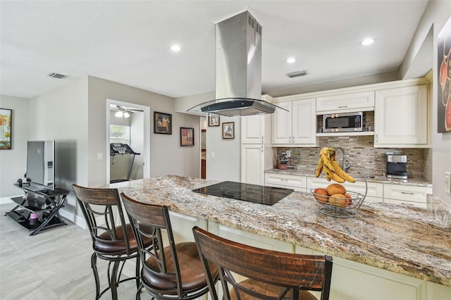 8006 Tanglewood Ln, Tampa, FL 33615 - photo 16