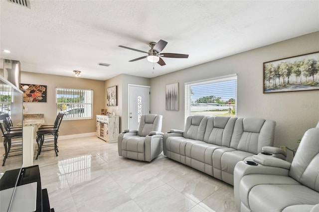 8006 Tanglewood Ln, Tampa, FL 33615 - photo 24
