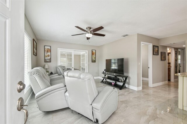 8006 Tanglewood Ln, Tampa, FL 33615 - photo 22