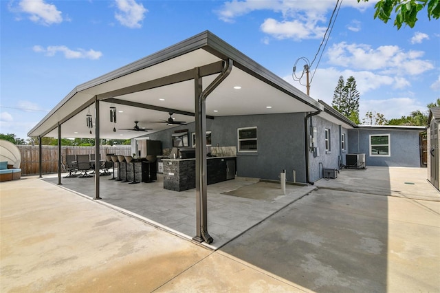 8006 Tanglewood Ln, Tampa, FL 33615 - photo 40