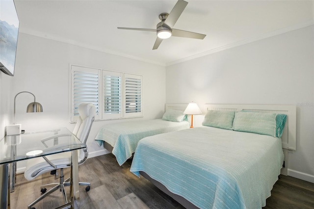 7564 Bayshore Dr Unit 302, Treasure Island, FL 33706 - bedroom with crown molding, wood finished floors, an office area, baseboards, and a ceiling fan