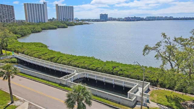 7075 Sunset Dr S, South Pasadena, FL 33707 - bird's eye view of a nearby body of water and a skyline view