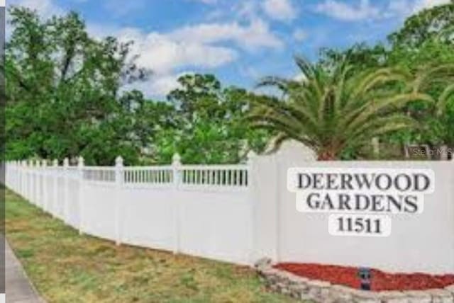 11511 113th St Unit 5C, Largo, FL 33778 - view of community sign