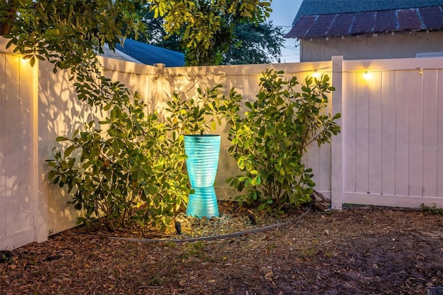 3245 Freemont Ter S, Saint Petersburg, FL 33712 - view of yard featuring fence