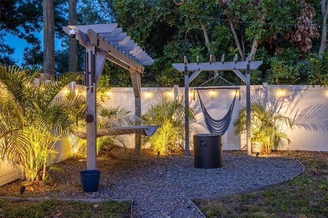 3245 Freemont Ter S, Saint Petersburg, FL 33712 - view of fenced backyard