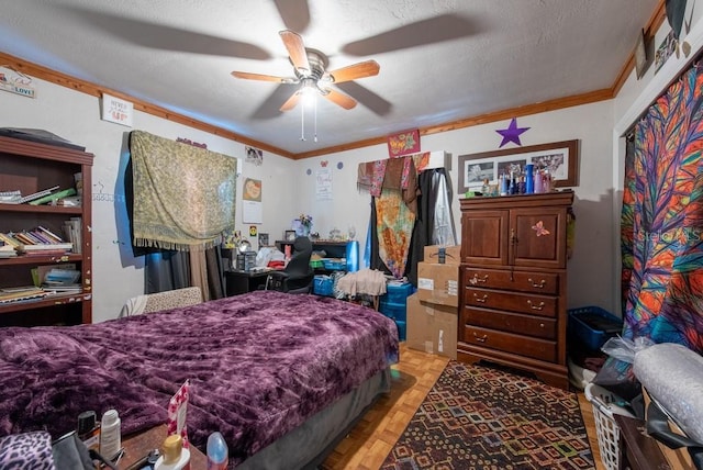 8305 75th Pl, Seminole, FL 33777 - bedroom with ornamental molding, a ceiling fan, and light wood-style flooring