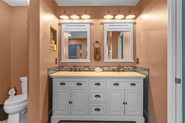 18631 Le Dauphine Pl, Lutz, FL 33558 - full bathroom with toilet and double vanity