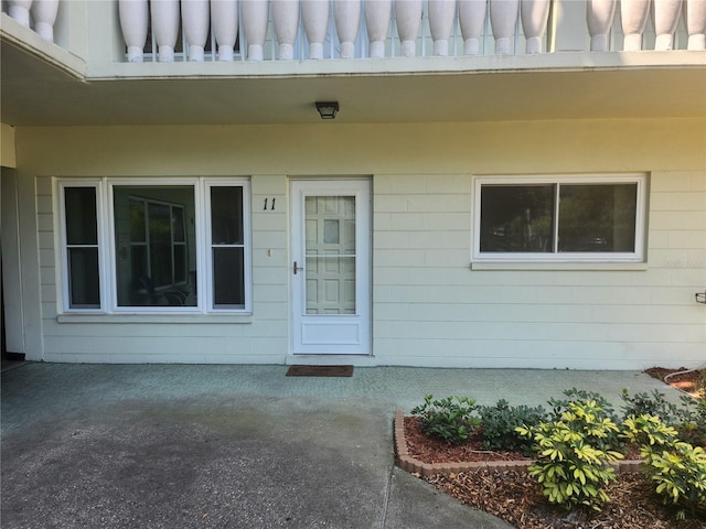 2293 Swedish Dr Unit 11, Clearwater, FL 33763 - entrance to property with a patio