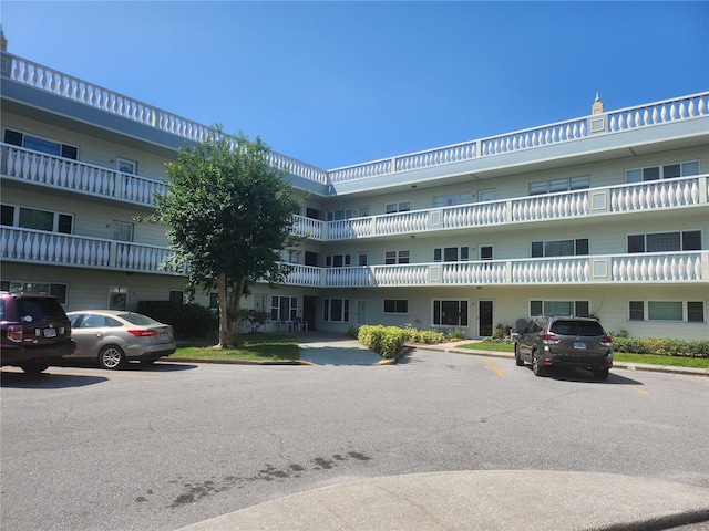 2293 Swedish Dr Unit 11, Clearwater, FL 33763 - view of building exterior with uncovered parking