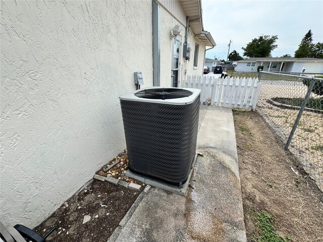 1542 Derrick St, Holiday, FL 34690 - photo 18