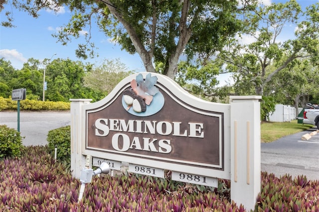 9821 113th St Unit 201, Seminole, FL 33772 - view of community sign