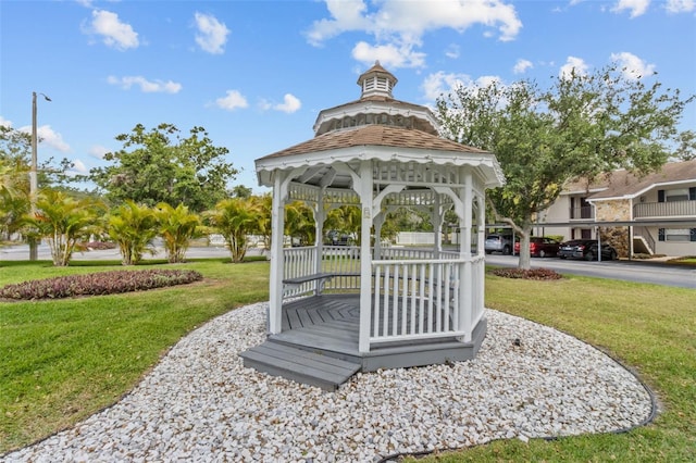 9821 113th St Unit 201, Seminole, FL 33772 - surrounding community featuring a lawn and a gazebo