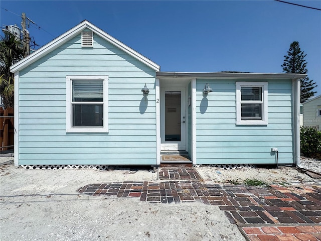 13326 1st St E, Madeira Beach, FL 33708 - view of front facade