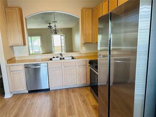 3531 High Hampton Cir, Tampa, FL 33610 - photo 16