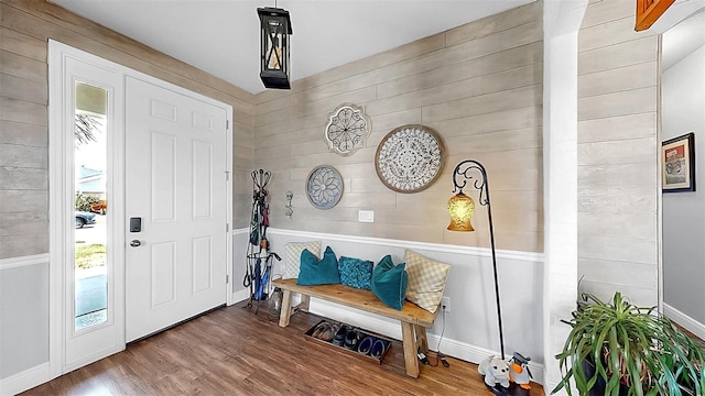 5040 Inshore Landing Dr, Apollo Beach, FL 33572 - foyer entrance featuring wood finished floors and baseboards