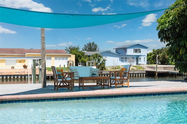 3912 Doral Dr, Tampa, FL 33634 - view of swimming pool