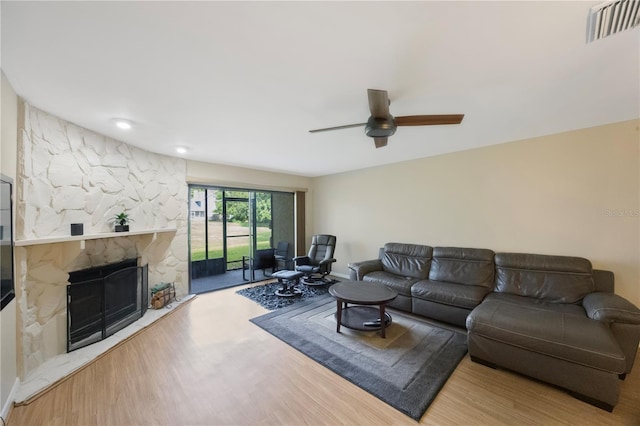 413 Somerset Ln, Palm Harbor, FL 34684 - photo 13