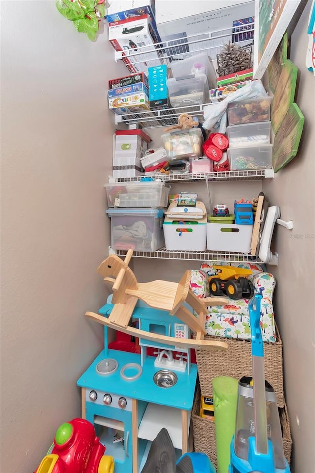 5103 Rushbrook Rd, Land O Lakes, FL 34638 - view of storage room