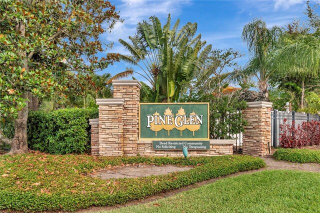 5103 Rushbrook Rd, Land O Lakes, FL 34638 - community / neighborhood sign with fence