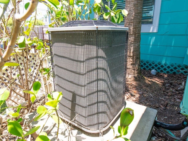 3031 56th St S, Gulfport, FL 33707 - exterior view of cooling unit and fence