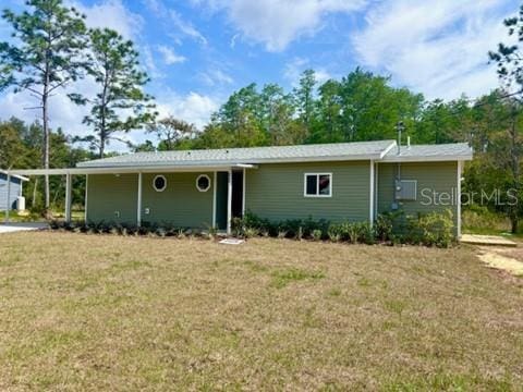 6952 W Barbara Ann Ln, Homosassa, FL 34446 - single story home featuring a front yard