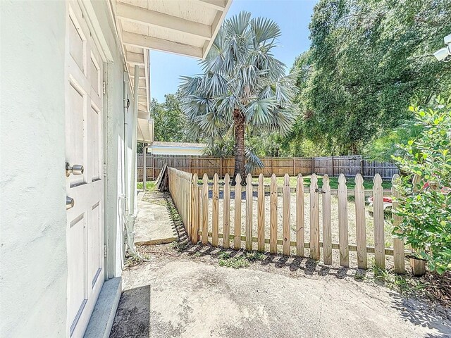 1221 E Hamilton Ave, Tampa, FL 33604 - gate featuring a fenced backyard