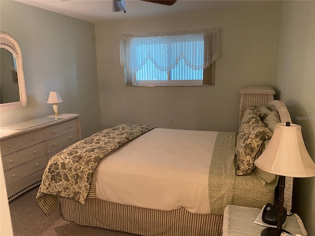 8055 112th St Unit 406, Seminole, FL 33772 - carpeted bedroom featuring a ceiling fan