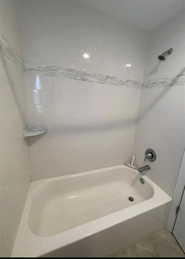 5111 28th Ave N, Saint Petersburg, FL 33710 - bathroom featuring shower / bath combination