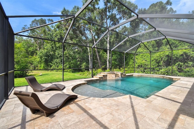 11624 Calf Path Dr, Tampa, FL 33626 - outdoor pool featuring a jacuzzi, a patio area, a lanai, and a lawn