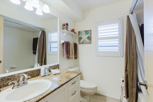 full bathroom featuring toilet, a shower with shower curtain, vanity, and tile patterned flooring