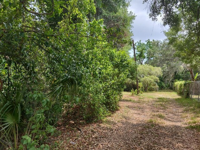 1819 Sinclair Hills Rd, Lutz, FL 33549