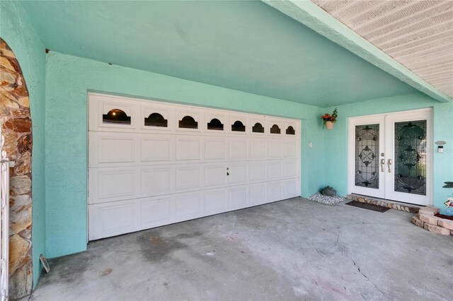 6530 Manila Palm Way, Apollo Beach, FL 33572 - garage with french doors and driveway