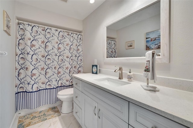 6530 Manila Palm Way, Apollo Beach, FL 33572 - full bath with toilet, vanity, and a shower with curtain