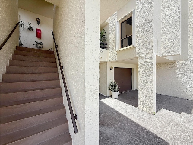 120 1st St E Unit 104, Saint Petersburg, FL 33715 - view of stairs