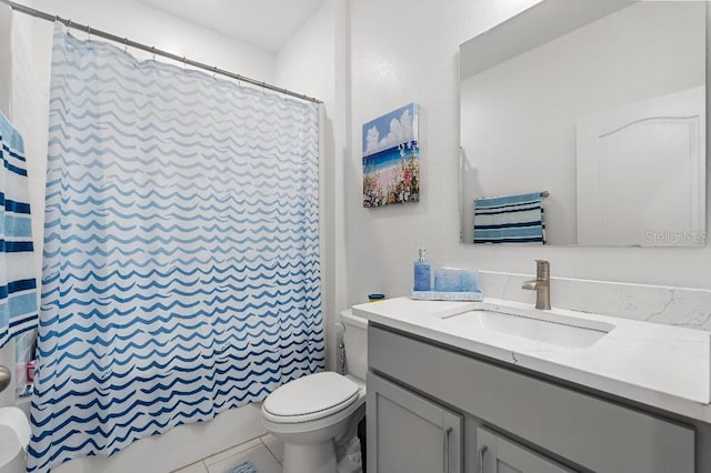 921 Fieldstone Way, Haines City, FL 33844 - bathroom with toilet and vanity