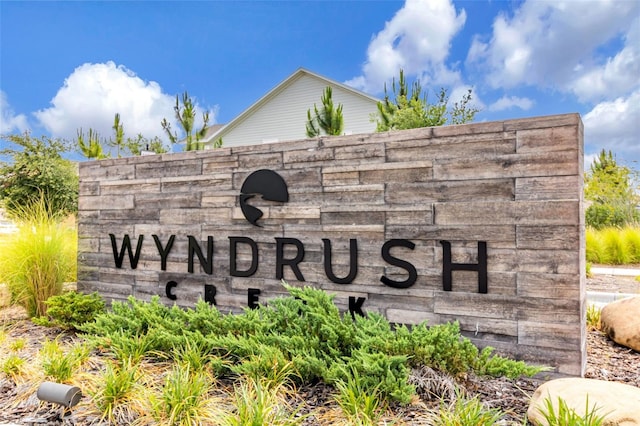 4316 Sailplane Ct, Wesley Chapel, FL 33545 - view of community sign