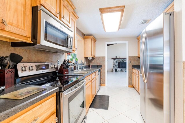12311 Oakwood Dr, Hudson, FL 34669 - photo 9