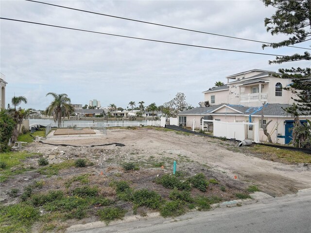 11100 5th St E, Treasure Island, FL 33706