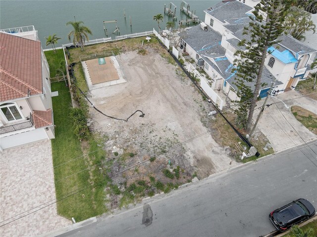 11100 5th St E, Treasure Island, FL 33706