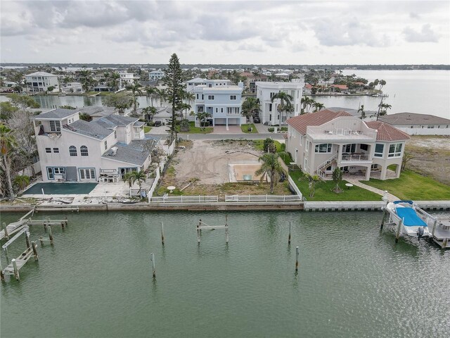 11100 5th St E, Treasure Island, FL 33706