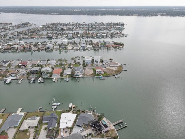 11100 5th St E, Treasure Island, FL 33706