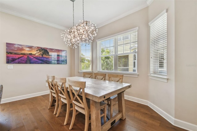 6140 Marina Cove Way S, Saint Petersburg, FL 33712 - dining room with crown molding, baseboards, hardwood / wood-style flooring, and a chandelier
