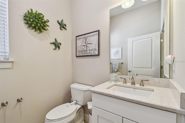 6140 Marina Cove Way S, Saint Petersburg, FL 33712 - half bathroom featuring toilet and vanity