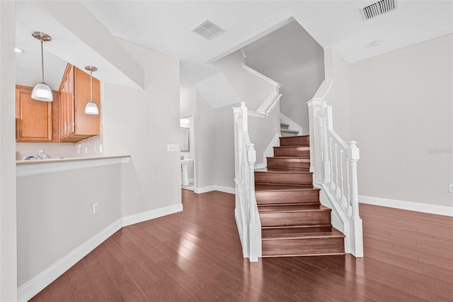 5176 6th St N, Saint Petersburg, FL 33703 - photo 17