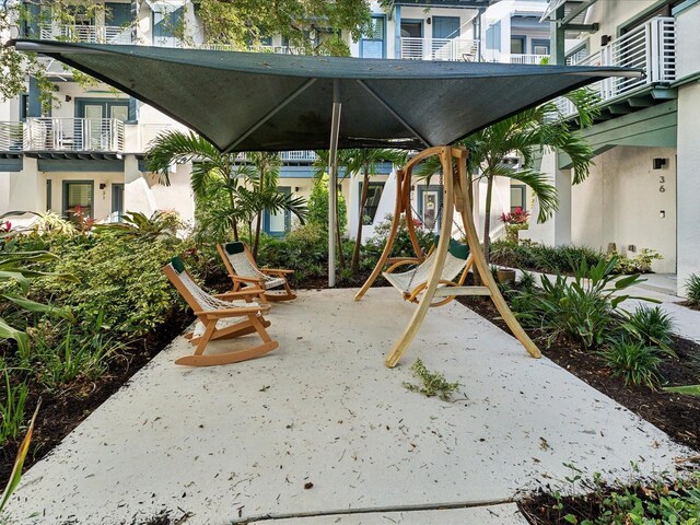 946 Highland Ave Unit 24, Dunedin, FL 34698 - view of patio / terrace