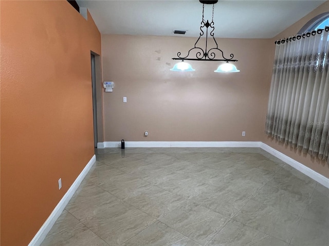 18104 Sweet Jasmine Dr, Tampa, FL 33647 - unfurnished room featuring baseboards