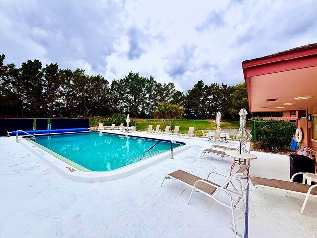 141 Lakeside Dr, Oldsmar, FL 34677 - photo 44