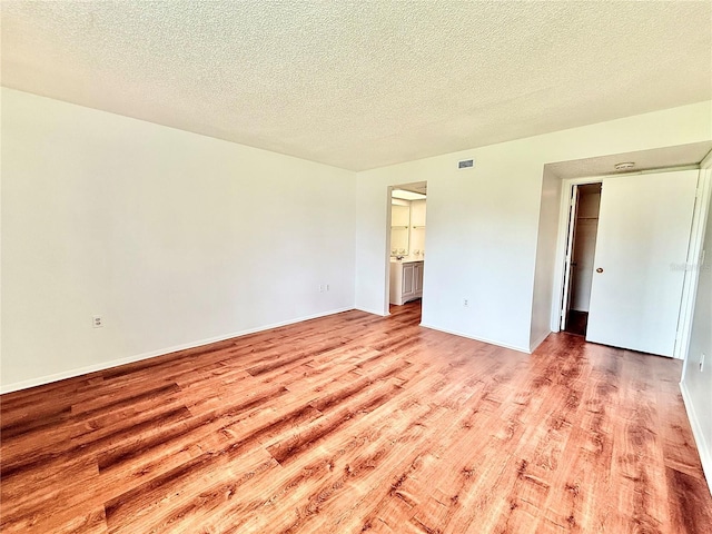 141 Lakeside Dr, Oldsmar, FL 34677 - photo 26